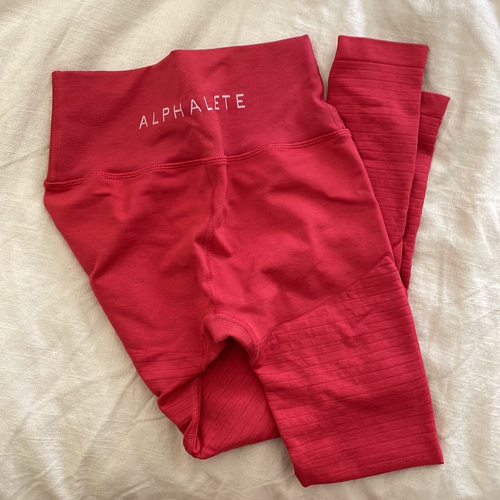 Alphalete Revival R6 Leggings in Coral Red